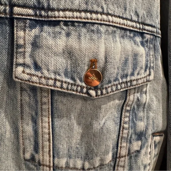 NWT Tuckernuck Denim Archie Jacket in Acid Wash, Size S - Picture 14 of 16